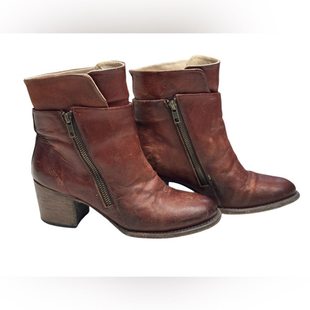 Freebird By Steven Clip Boots size 9